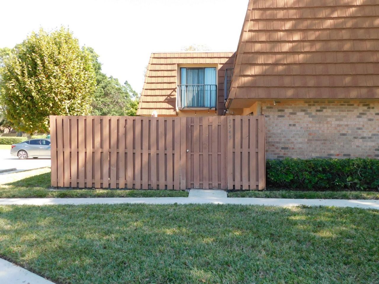 2545 Camelot Court, Unit 2545, Hollywood, FL 33026 Photo