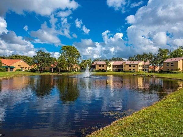 643 Beachwalk CIR, Unit D-202, NAPLES, FL 34108