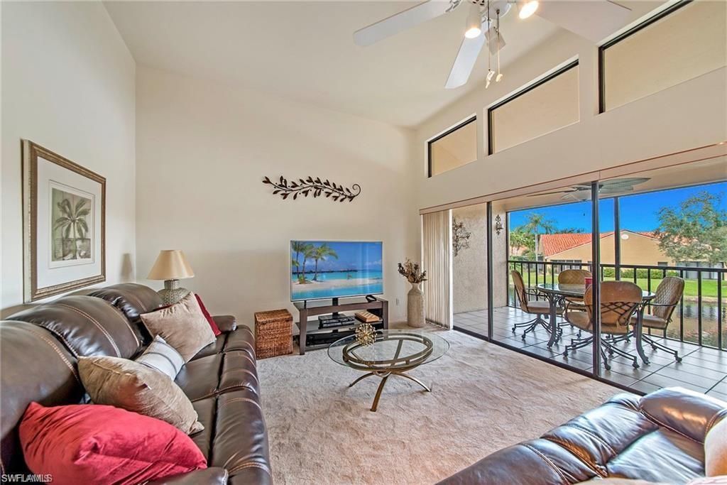 643 Beachwalk Cir, Unit D-202, Naples, FL 34108 Photo