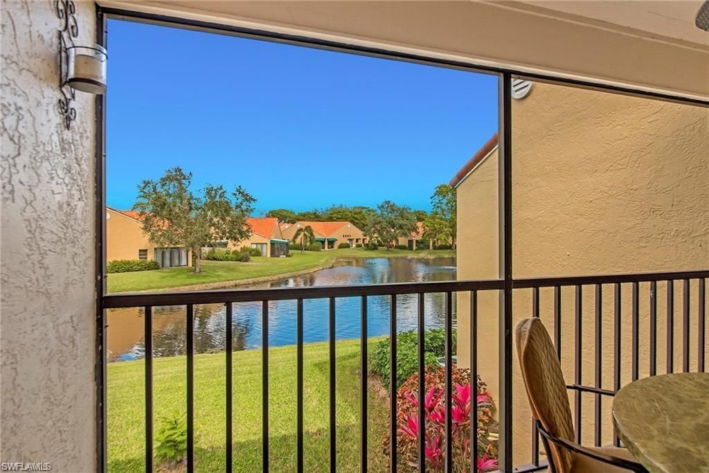 643 Beachwalk Cir, Unit D-202, Naples, FL 34108 Photo