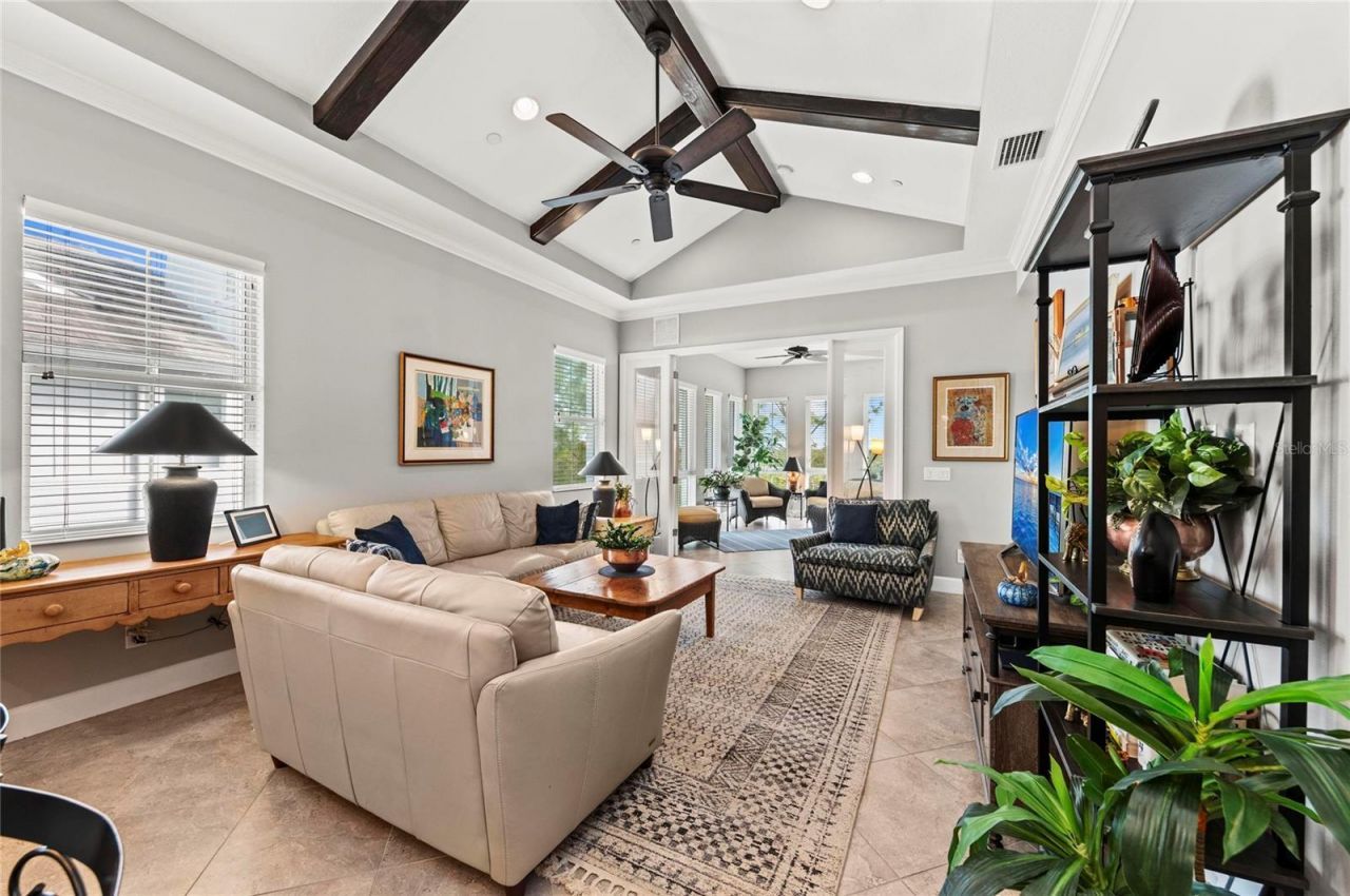 289 Sapphire Lake Drive, Unit 201, Bradenton, FL 34209 Photo