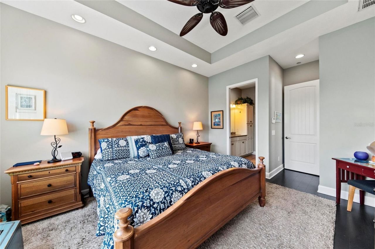 289 Sapphire Lake Drive, Unit 201, Bradenton, FL 34209 Photo