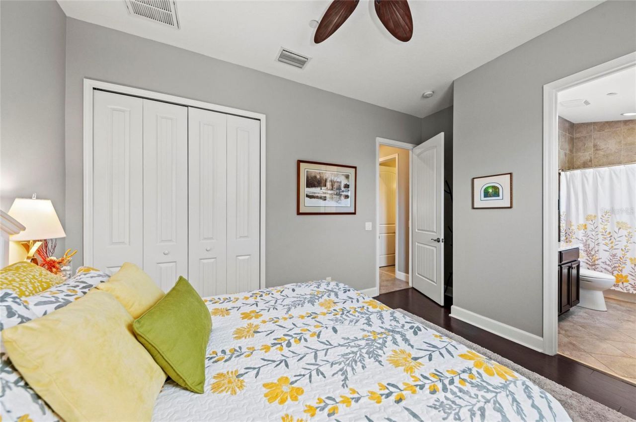 289 Sapphire Lake Drive, Unit 201, Bradenton, FL 34209 Photo