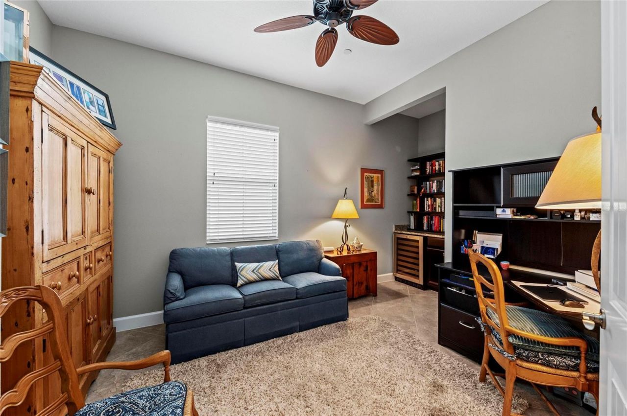 289 Sapphire Lake Drive, Unit 201, Bradenton, FL 34209 Photo