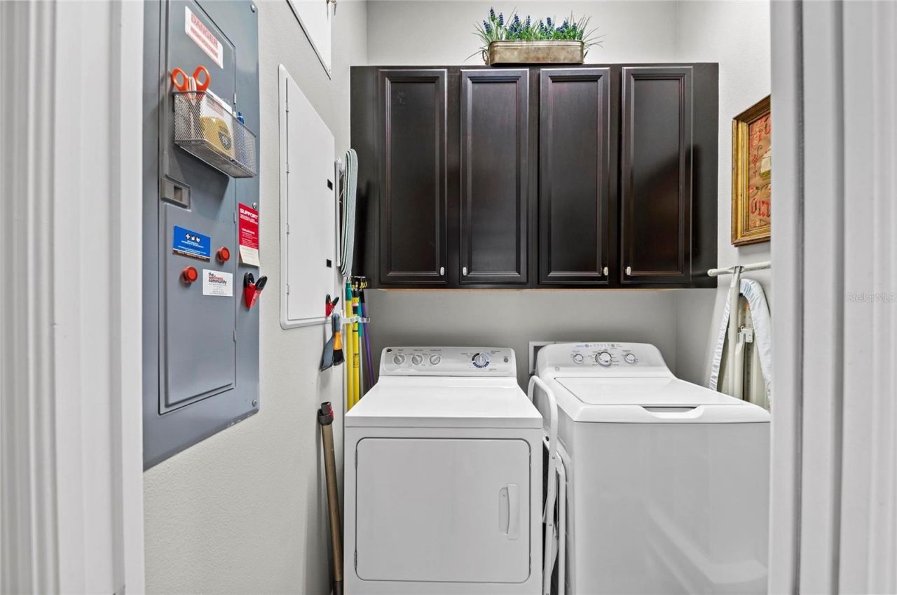 289 Sapphire Lake Drive, Unit 201, Bradenton, FL 34209 Photo