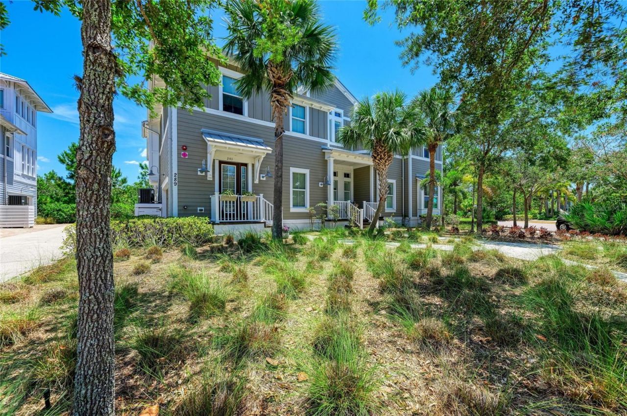 289 Sapphire Lake Drive, Unit 201, Bradenton, FL 34209 Photo