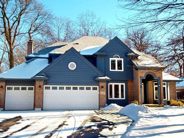 1107 VINEYARD Drive, Gurnee, IL 60031