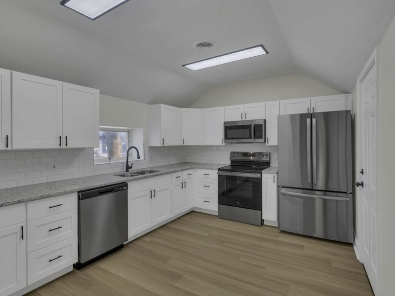 14659 State Route 56, Mount Sterling, OH 43143 Photo 12