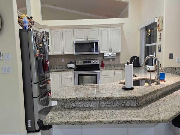 3212 SE Pinto Street, Port St. Lucie, FL 34984