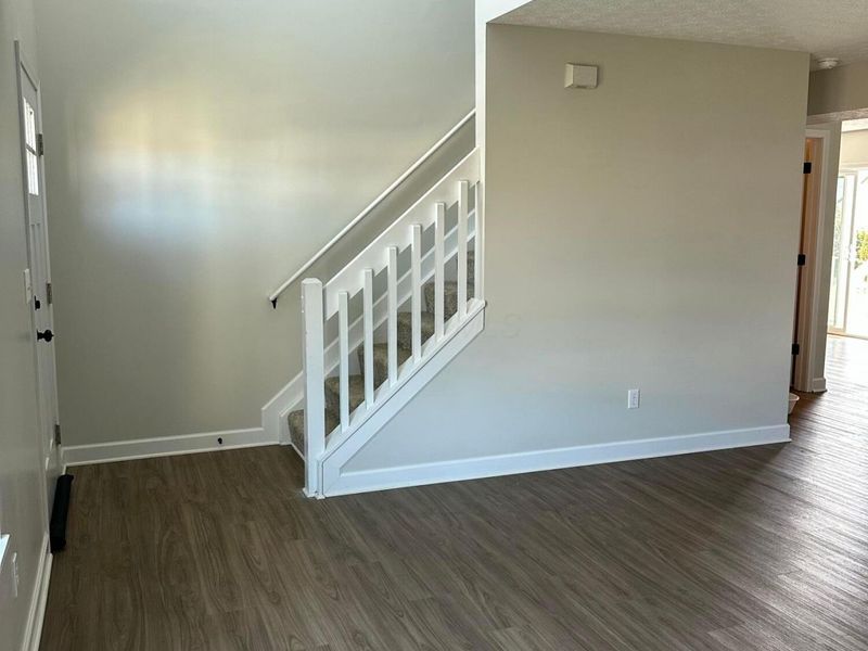 429 Grandlin Park Drive, Blacklick, OH 43004 Photo 3