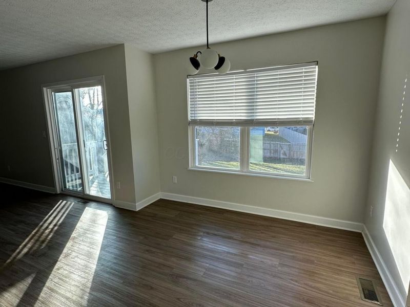 429 Grandlin Park Drive, Blacklick, OH 43004 Photo 4