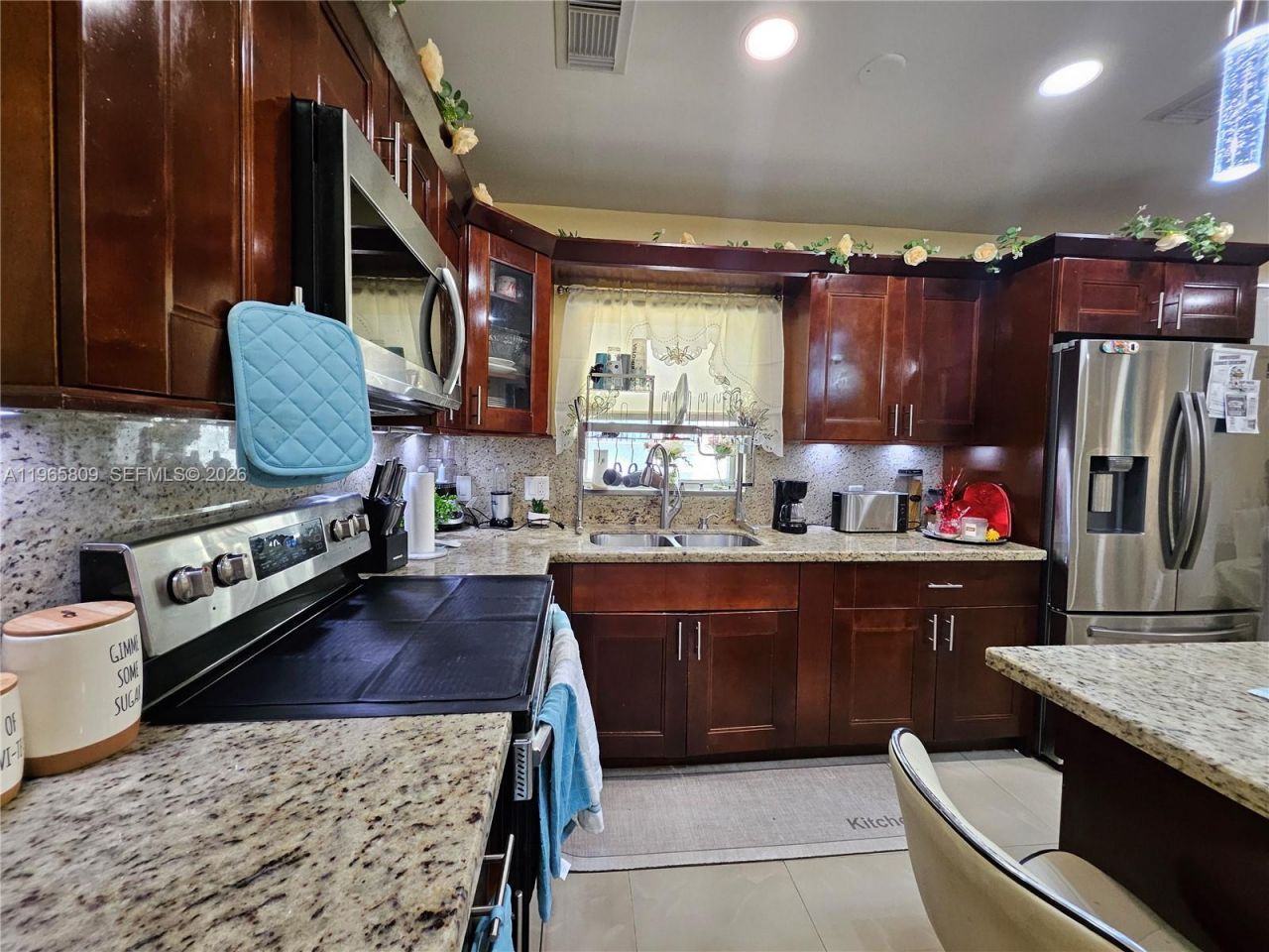 1232 NE 181st St, North Miami Beach, FL 33162 Photo