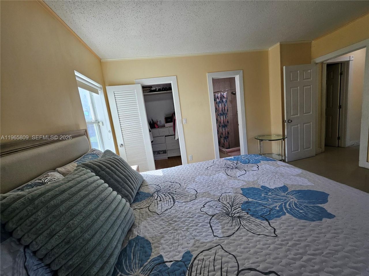 1232 NE 181st St, North Miami Beach, FL 33162 Photo