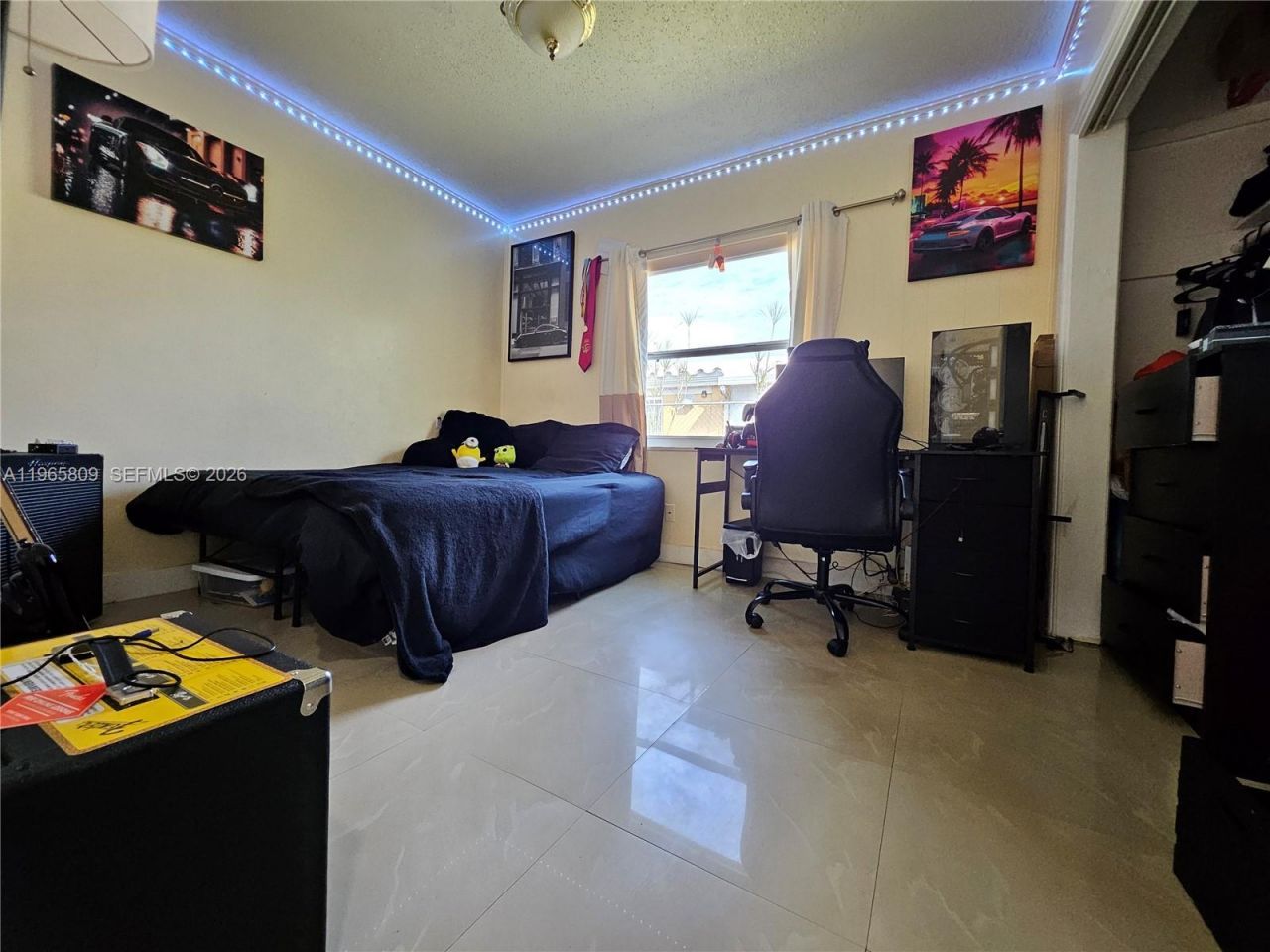 1232 NE 181st St, North Miami Beach, FL 33162 Photo