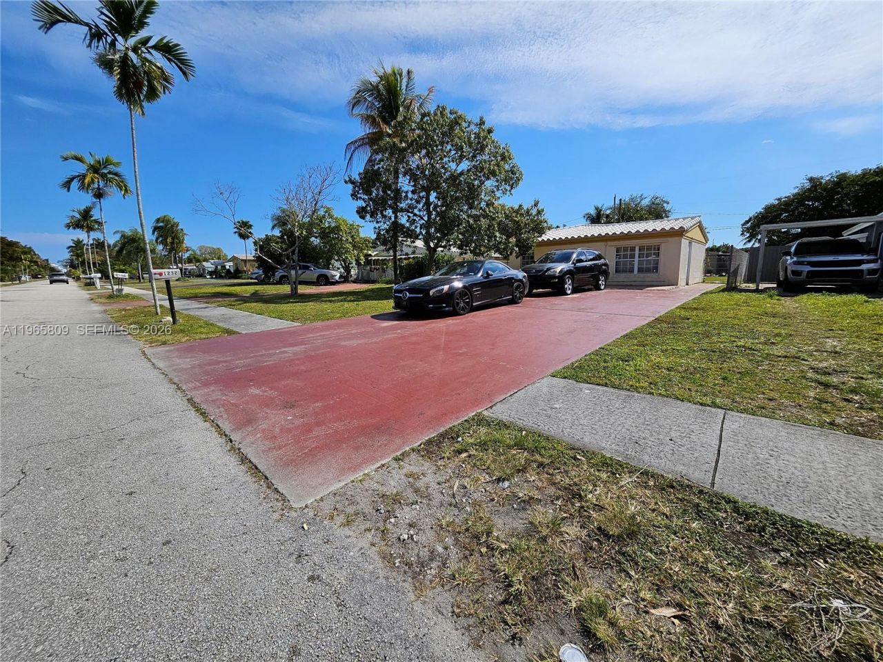 1232 NE 181st St, North Miami Beach, FL 33162 Photo