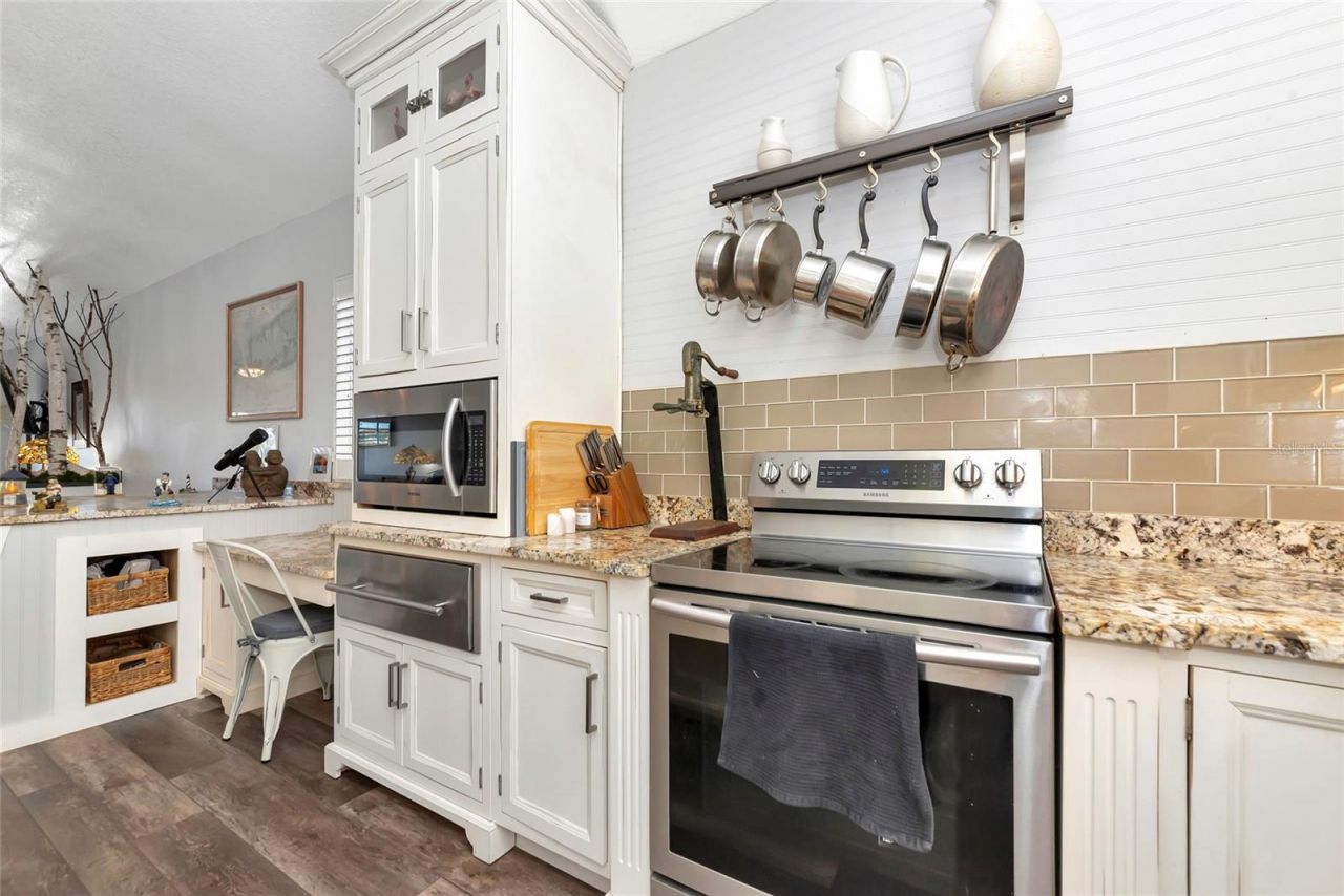 4211 3rd Avenue Ne, Bradenton, FL 34208 Photo