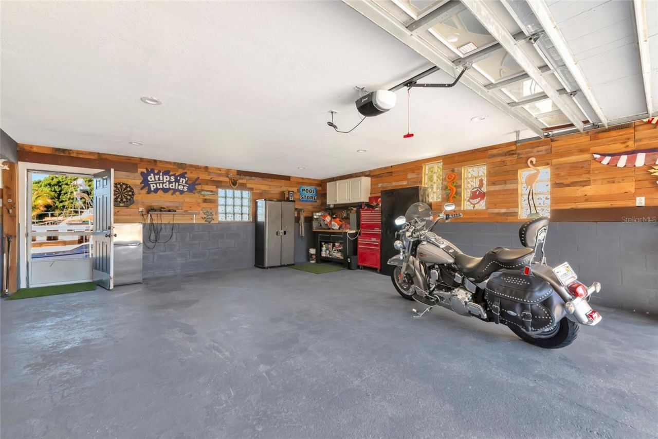 4211 3rd Avenue Ne, Bradenton, FL 34208 Photo