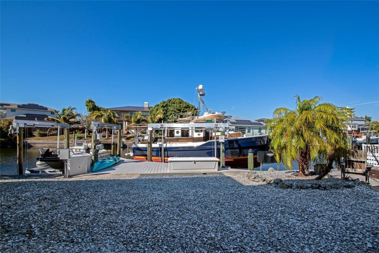 4211 3rd Avenue Ne, Bradenton, FL 34208 Photo