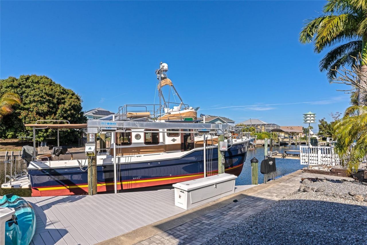 4211 3rd Avenue Ne, Bradenton, FL 34208 Photo