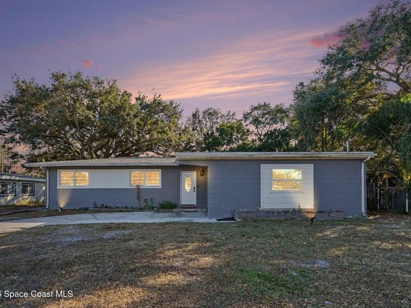 809 Espanola Way , Melbourne, FL 32901