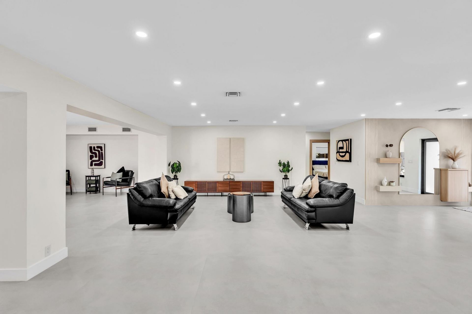 3111 N 52nd Avenue, Hollywood, FL 33021 Photo