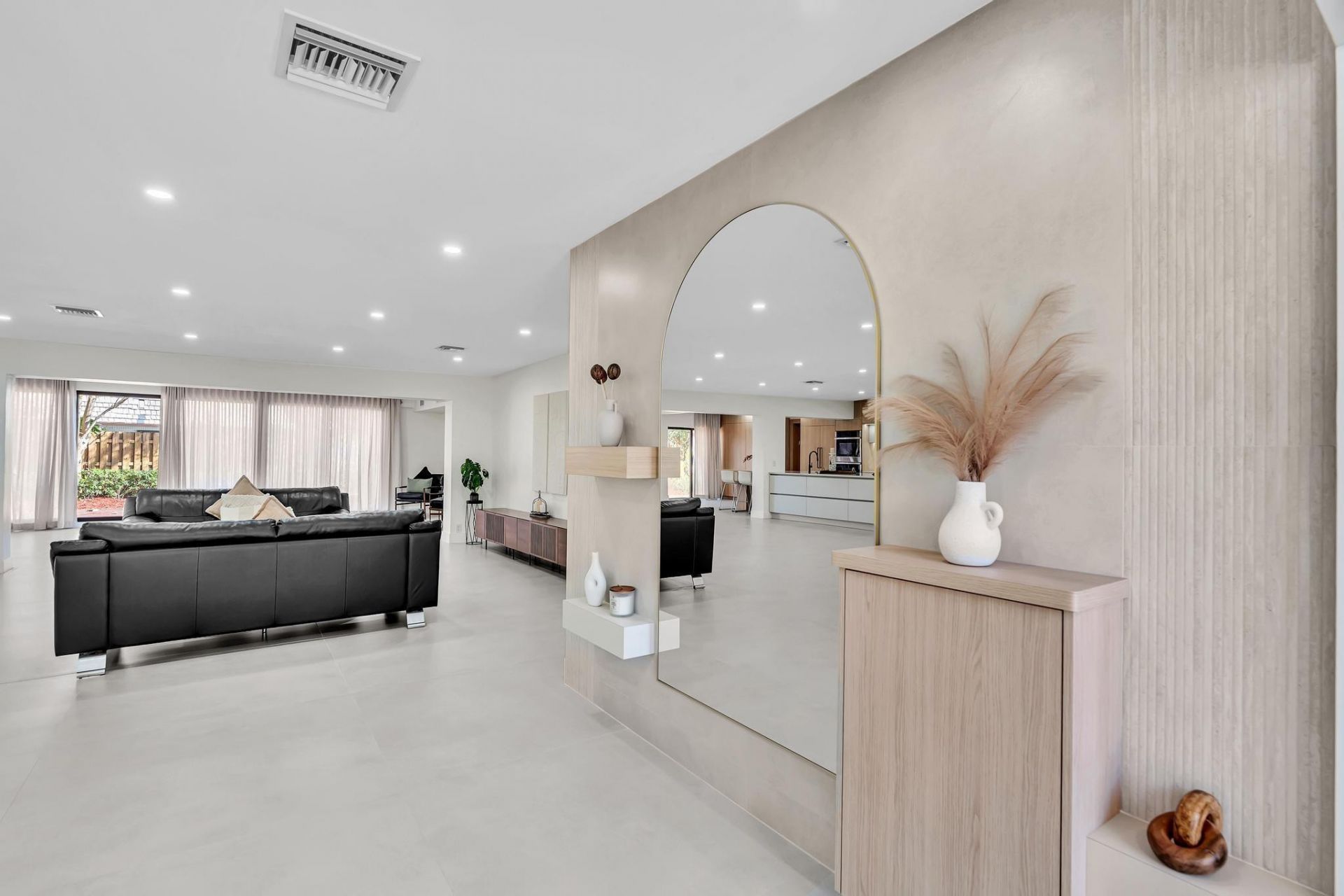 3111 N 52nd Avenue, Hollywood, FL 33021 Photo