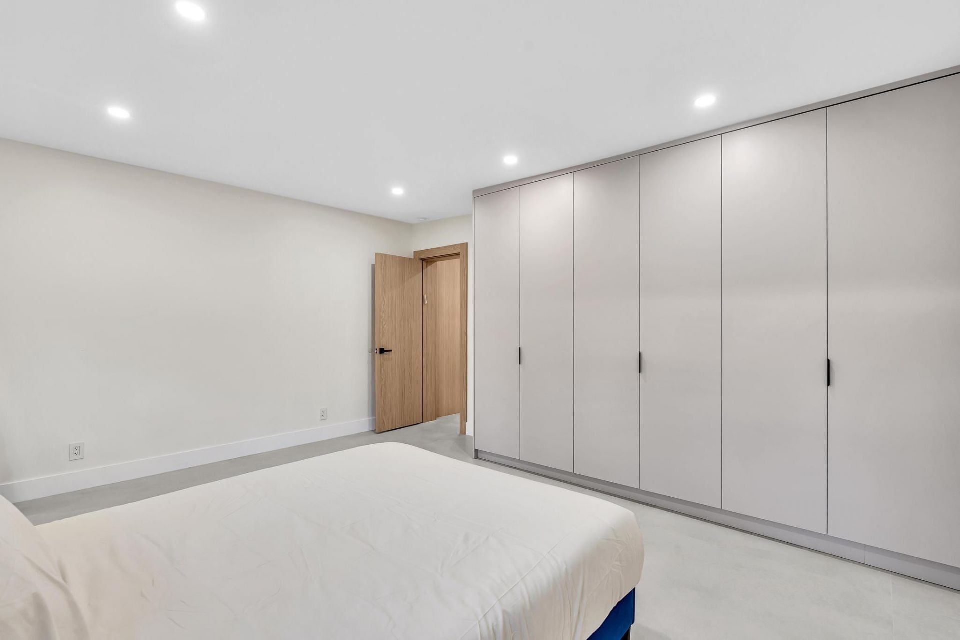 3111 N 52nd Avenue, Hollywood, FL 33021 Photo