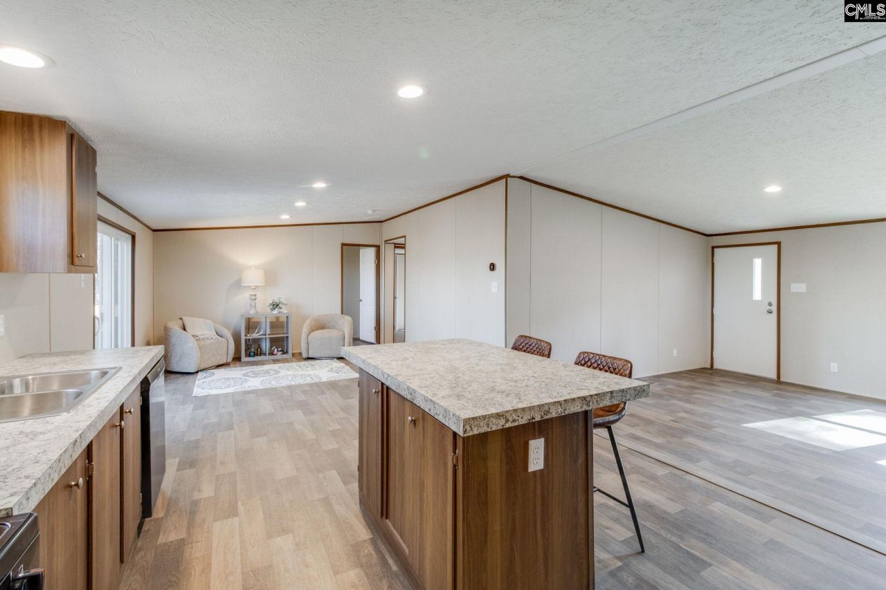 5339 Lockhart Road  Photo 11