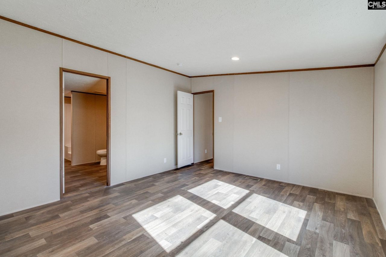 5339 Lockhart Road  Photo 16