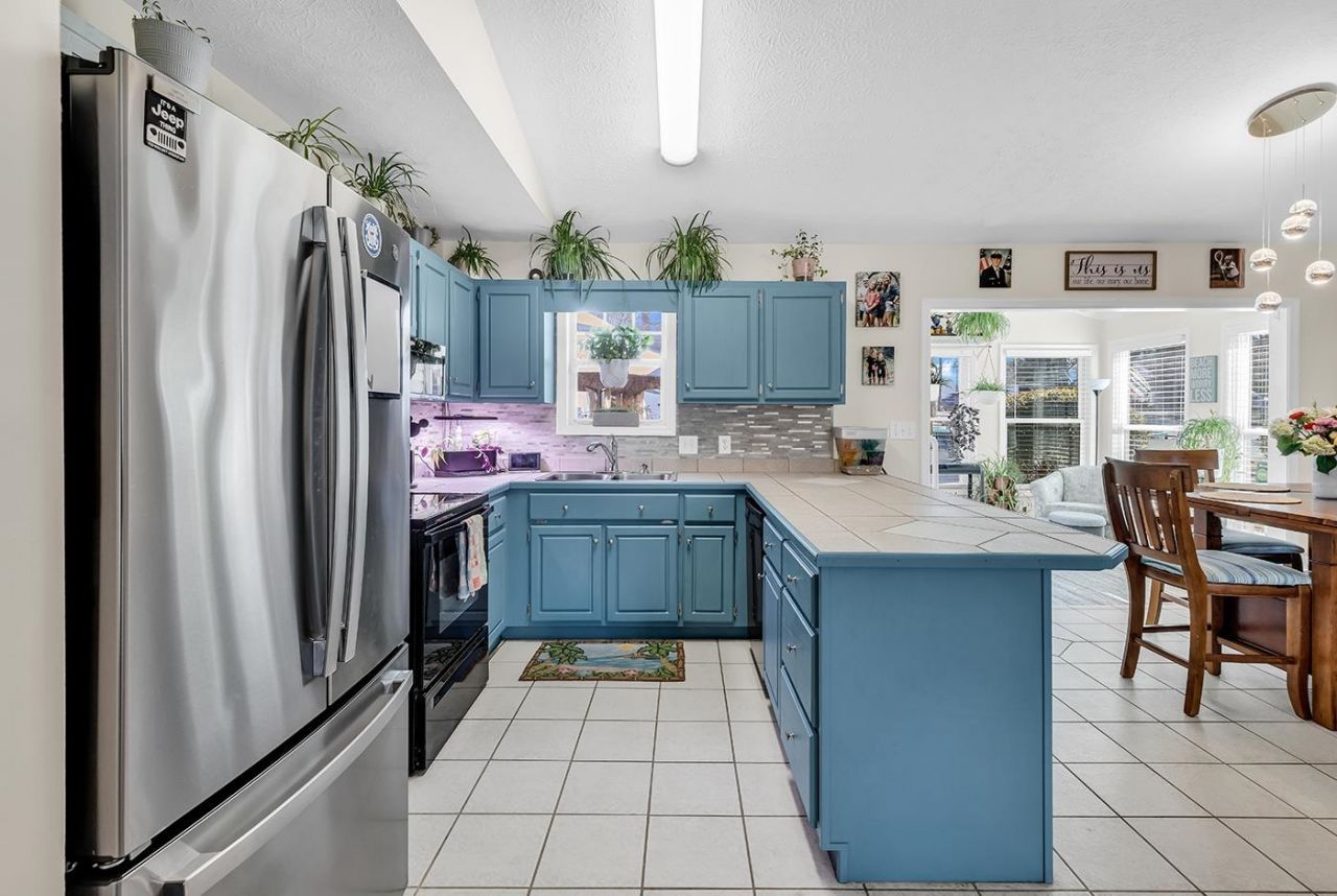 4220 Bradford Circle Photo 10