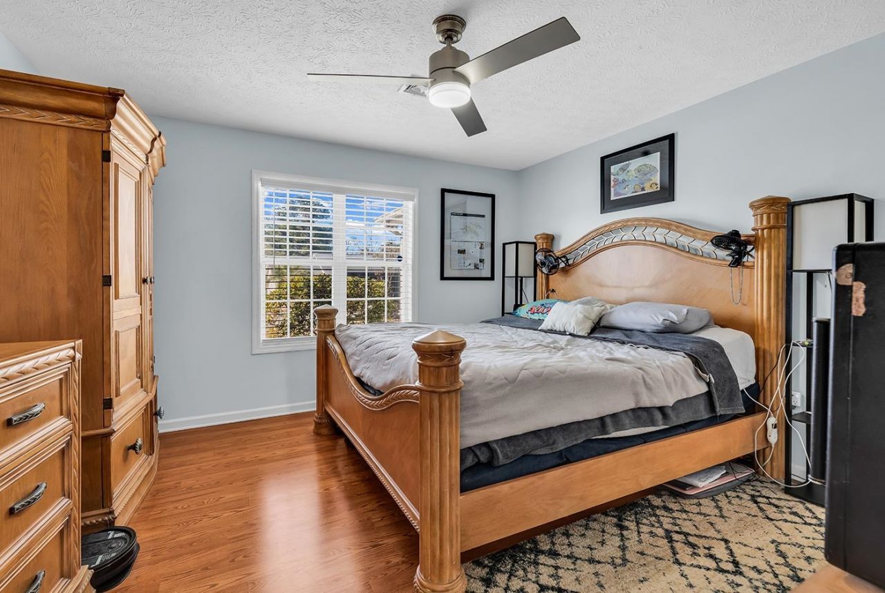 4220 Bradford Circle Photo 16