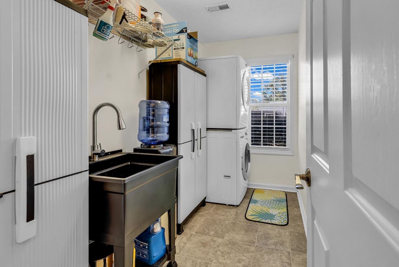 4220 Bradford Circle Photo 21