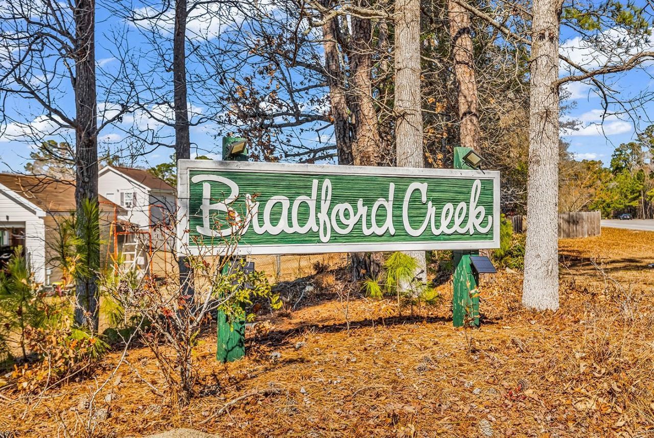 4220 Bradford Circle Photo 35