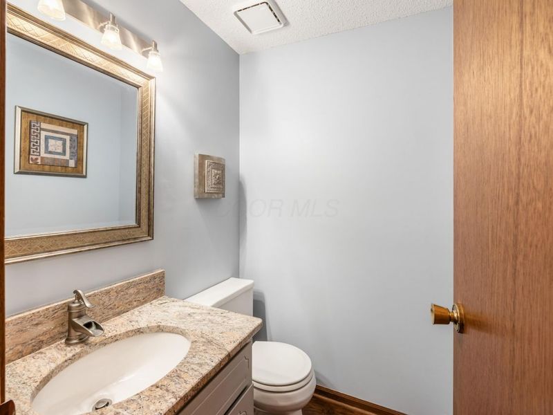 544 Waring Way, Columbus, OH 43213 Photo 22