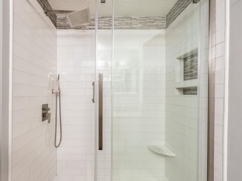 544 Waring Way, Columbus, OH 43213 Photo 32