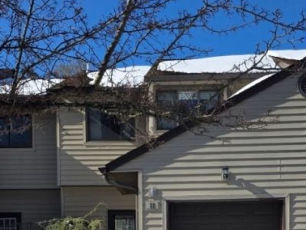 11 Spar Row Ci S011, Hampton, NJ 07860