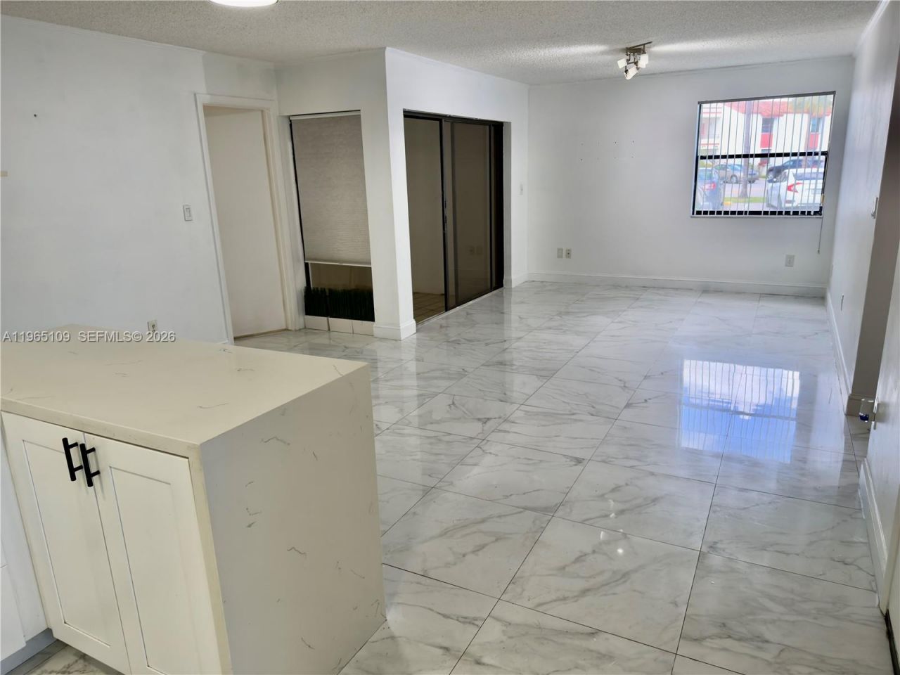 1086 N Hiatus Rd, Unit 1086, Pembroke Pines, FL 33026 Photo