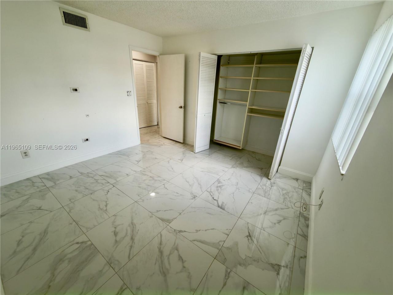 1086 N Hiatus Rd, Unit 1086, Pembroke Pines, FL 33026 Photo