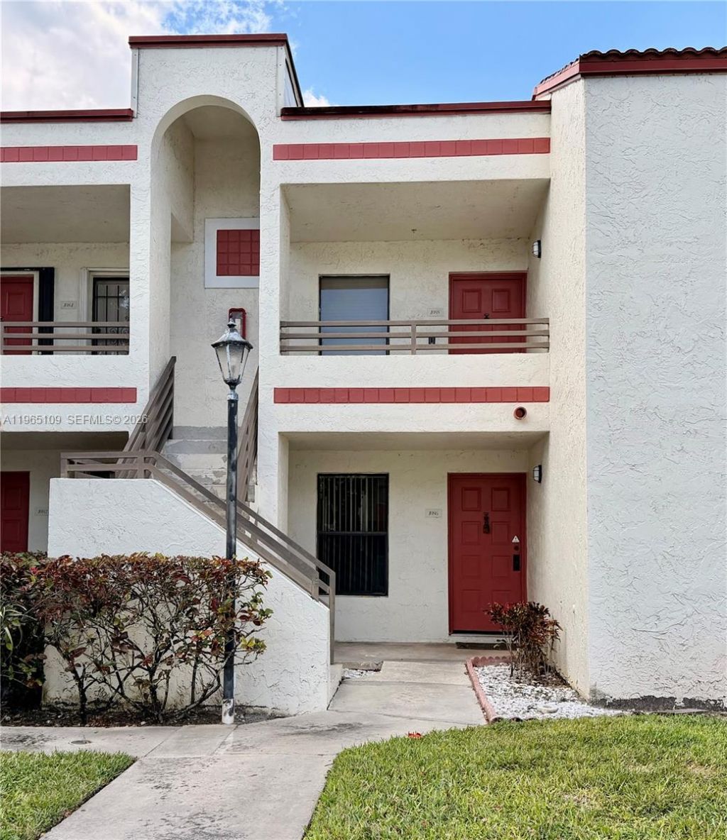 1086 N Hiatus Rd, Unit 1086, Pembroke Pines, FL 33026 Photo
