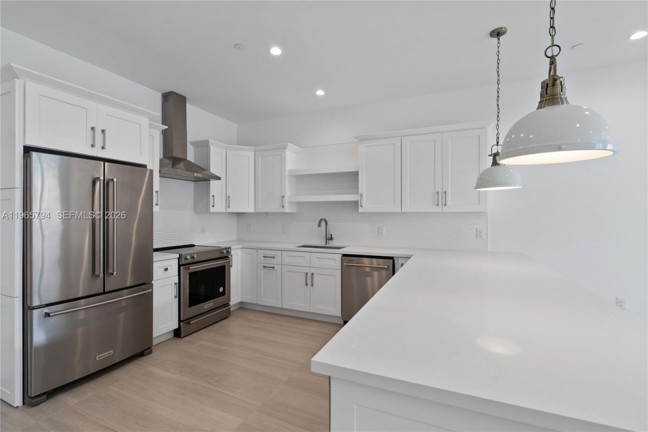 84745 Old Hwy , Unit 7, Islamorada, FL 33036 Photo