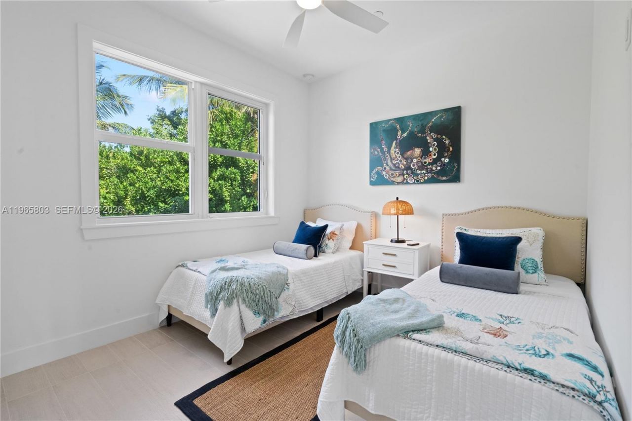 84745 Old Hwy , Unit 4, Islamorada, FL 33036 Photo