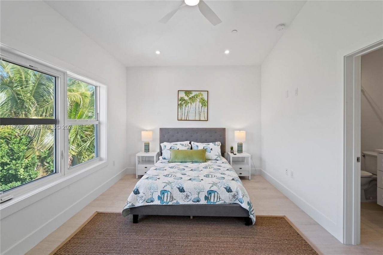 84745 Old Hwy , Unit 4, Islamorada, FL 33036 Photo