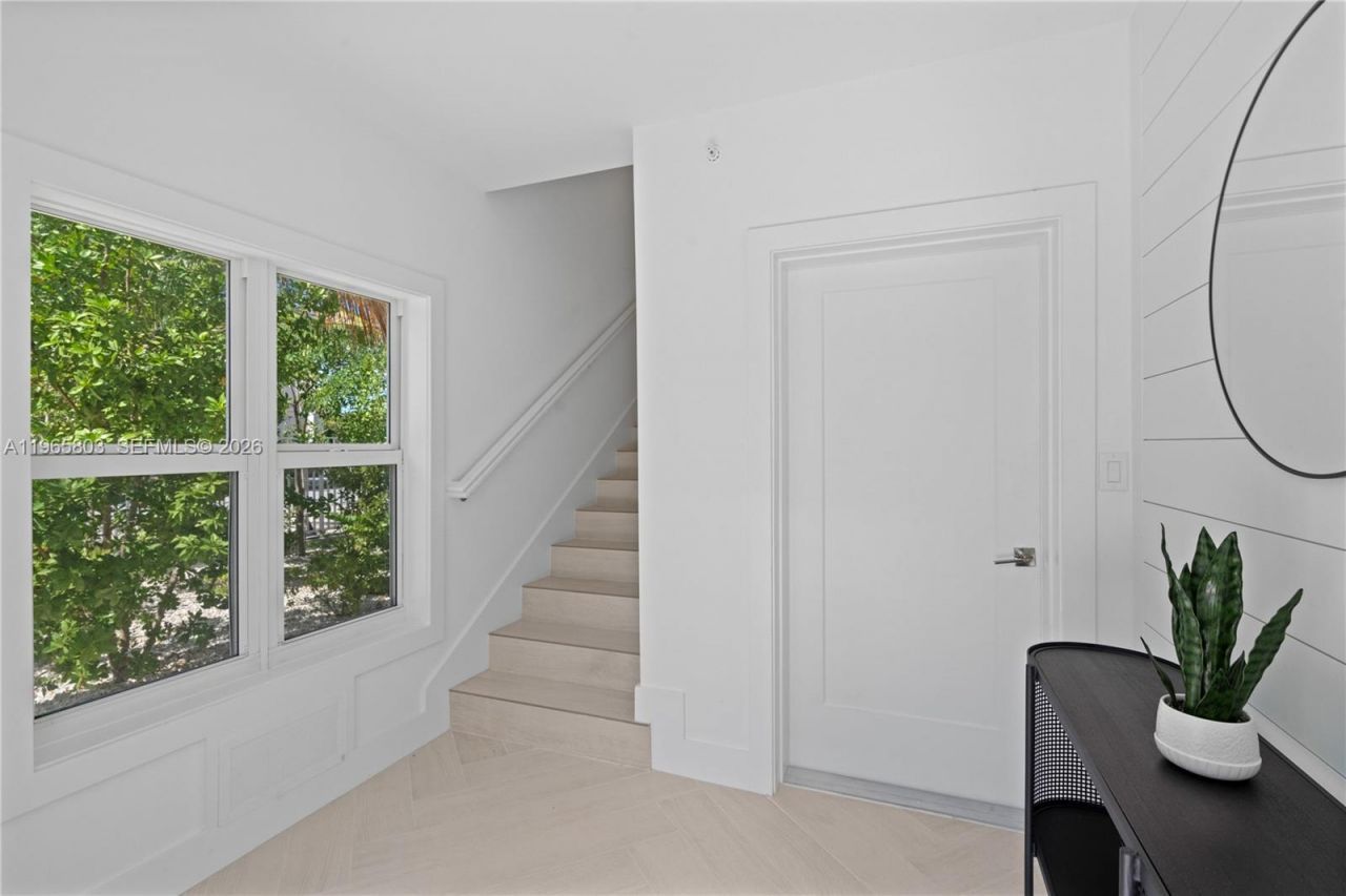 84745 Old Hwy , Unit 4, Islamorada, FL 33036 Photo