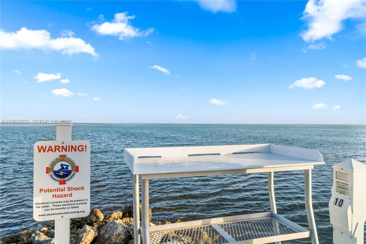 84745 Old Hwy , Unit 4, Islamorada, FL 33036 Photo