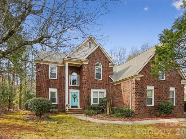 10442 Breamore Drive, Charlotte, NC 28270