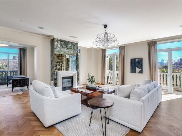 3505 Turtle Creek Boulevard, Unit 2A, Dallas, TX 75219