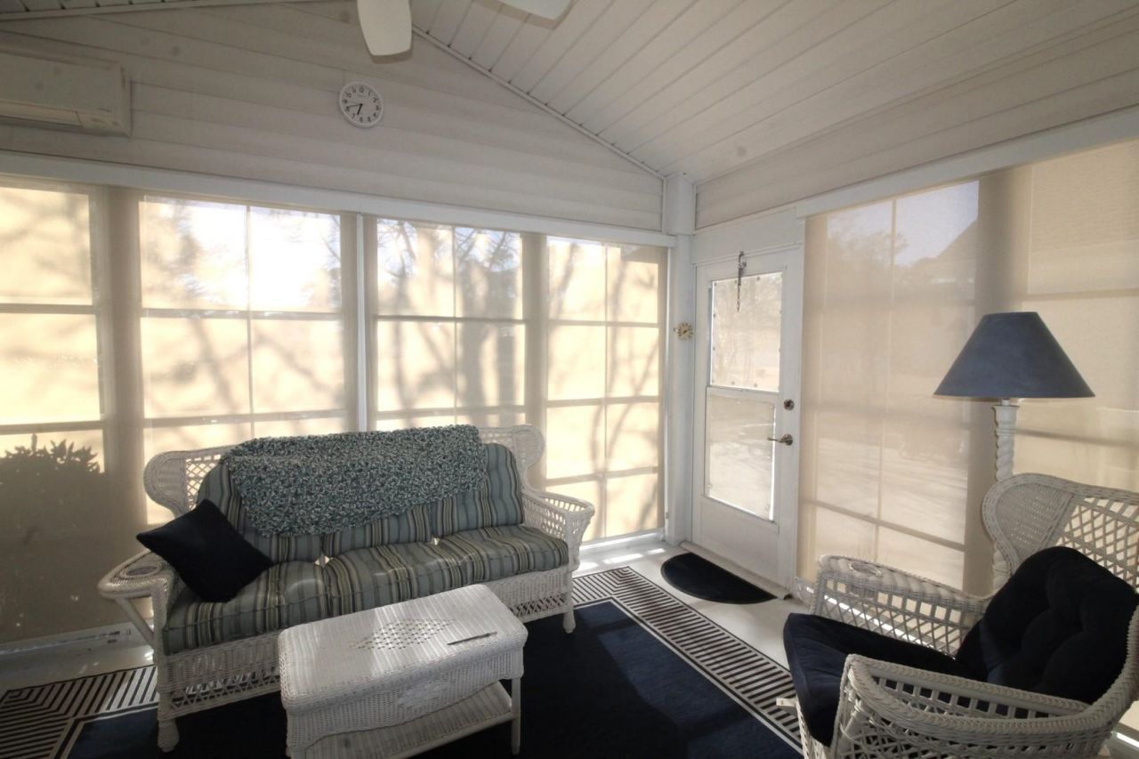 528 Westham Dr. Photo 14