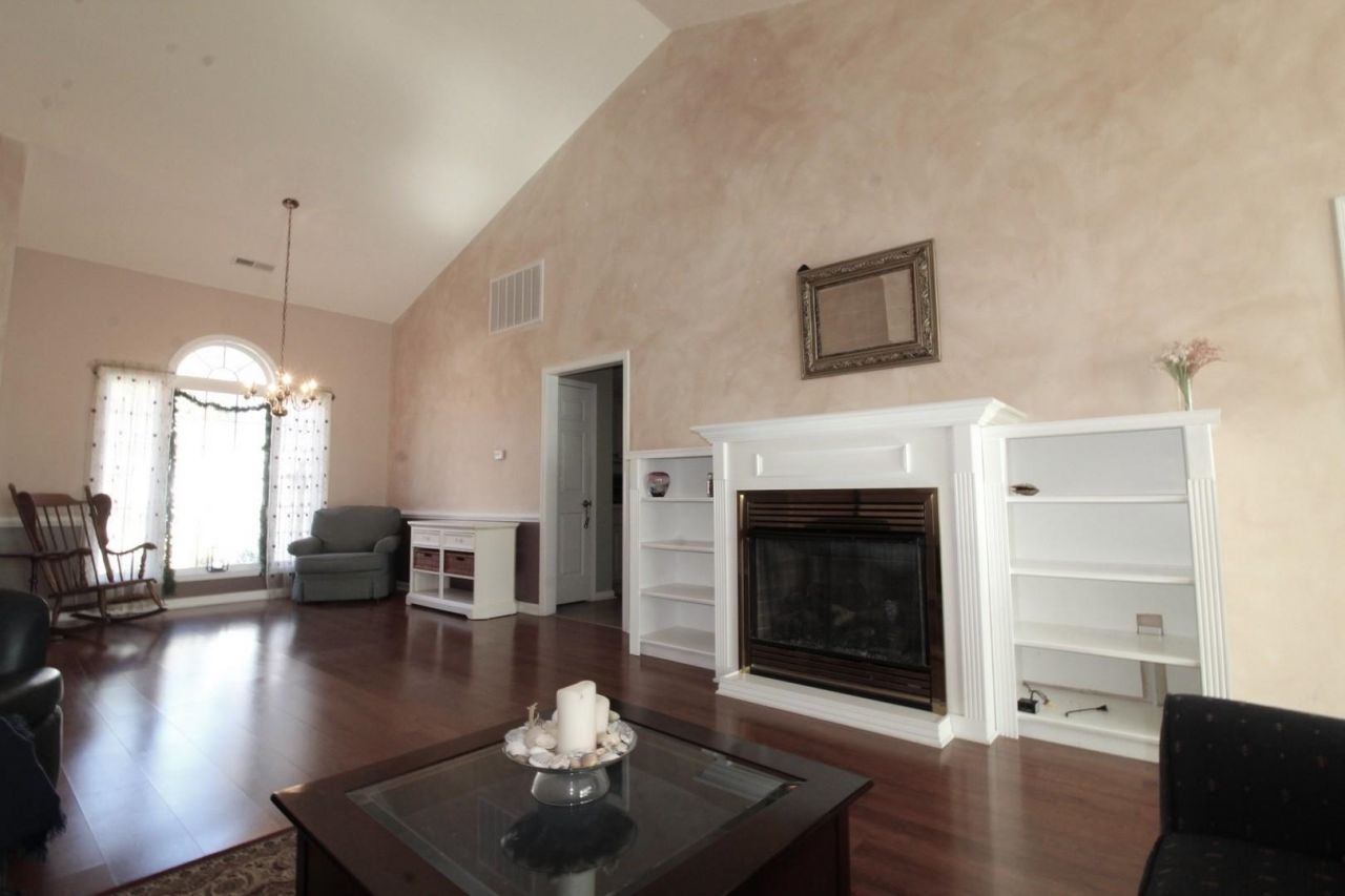 528 Westham Dr. Photo 23