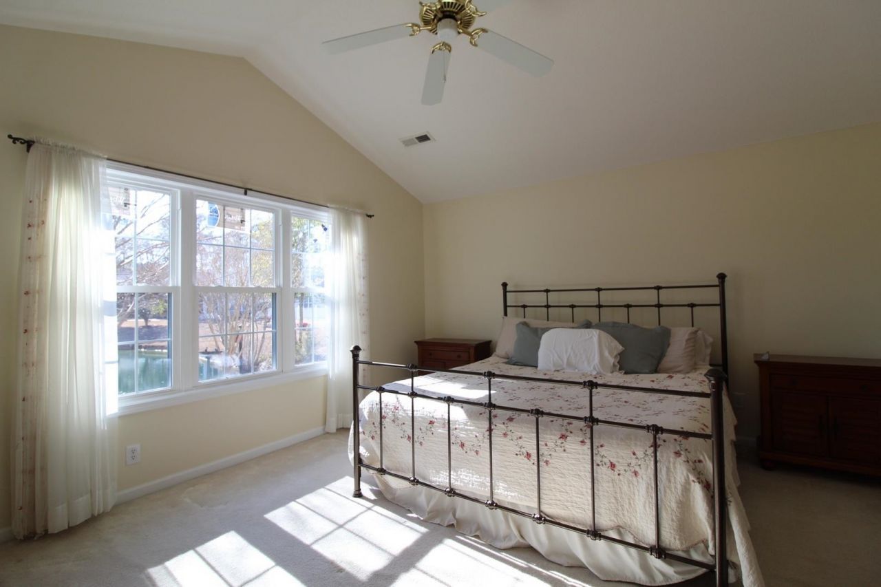 528 Westham Dr. Photo 23