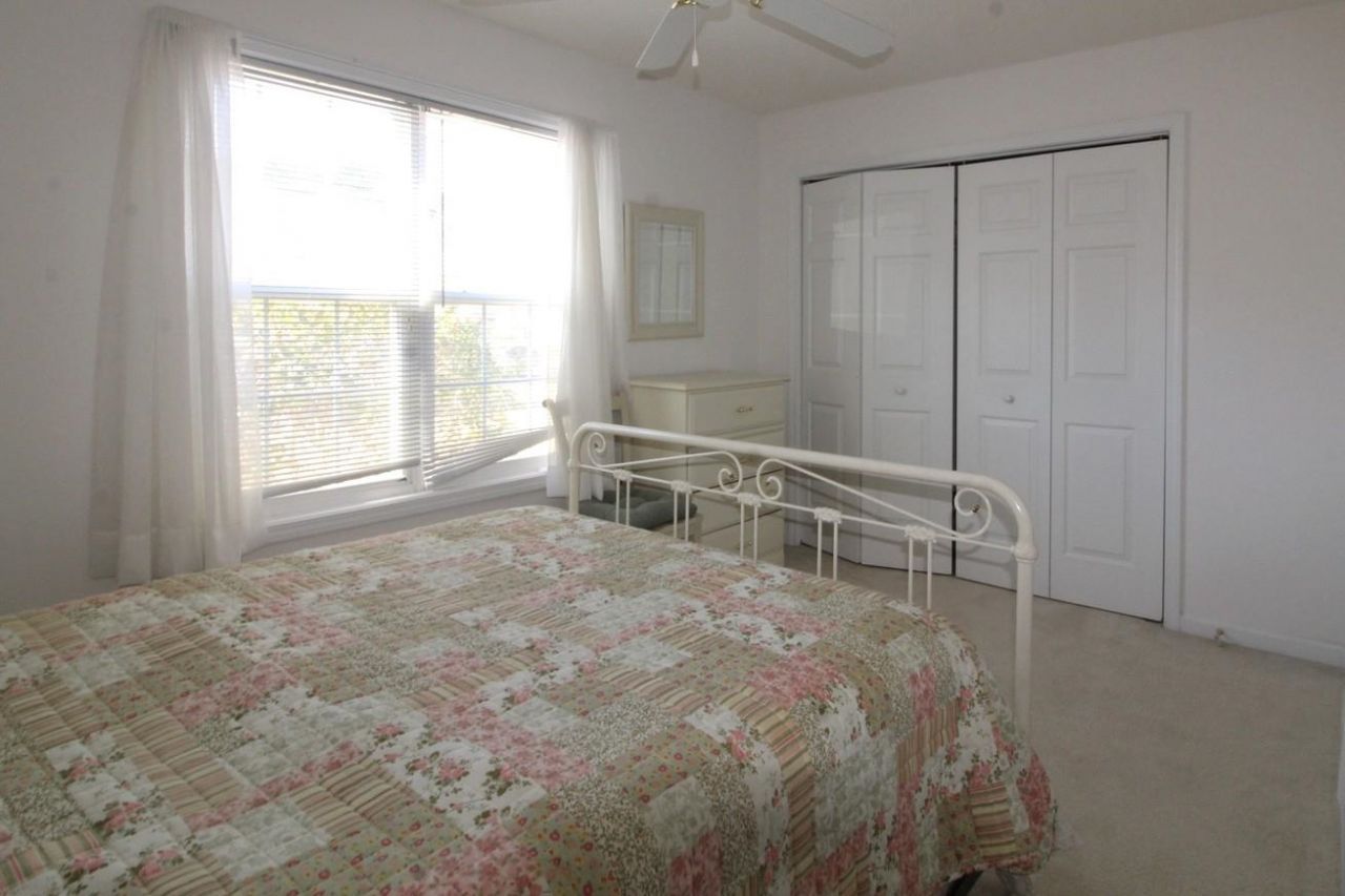 528 Westham Dr. Photo 30